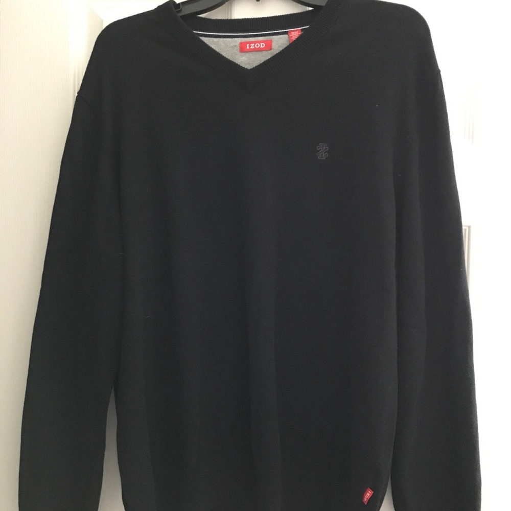IZod v neck sweater